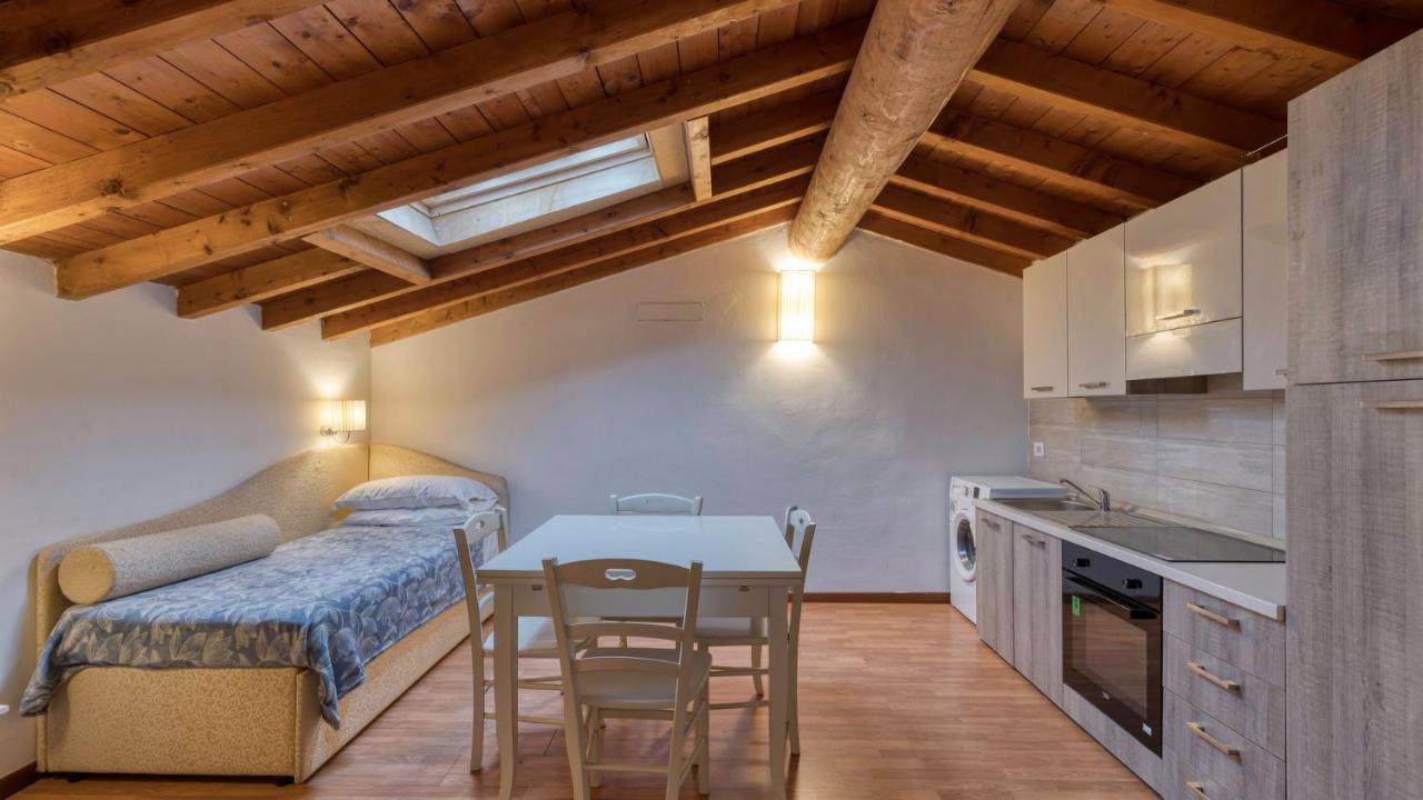 Bed and Breakfast Cascina Volta Брешия Экстерьер фото