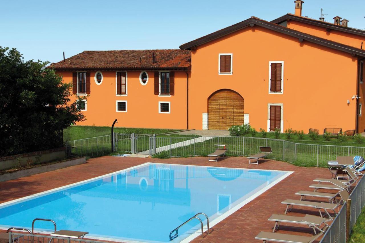Bed and Breakfast Cascina Volta Брешия Экстерьер фото