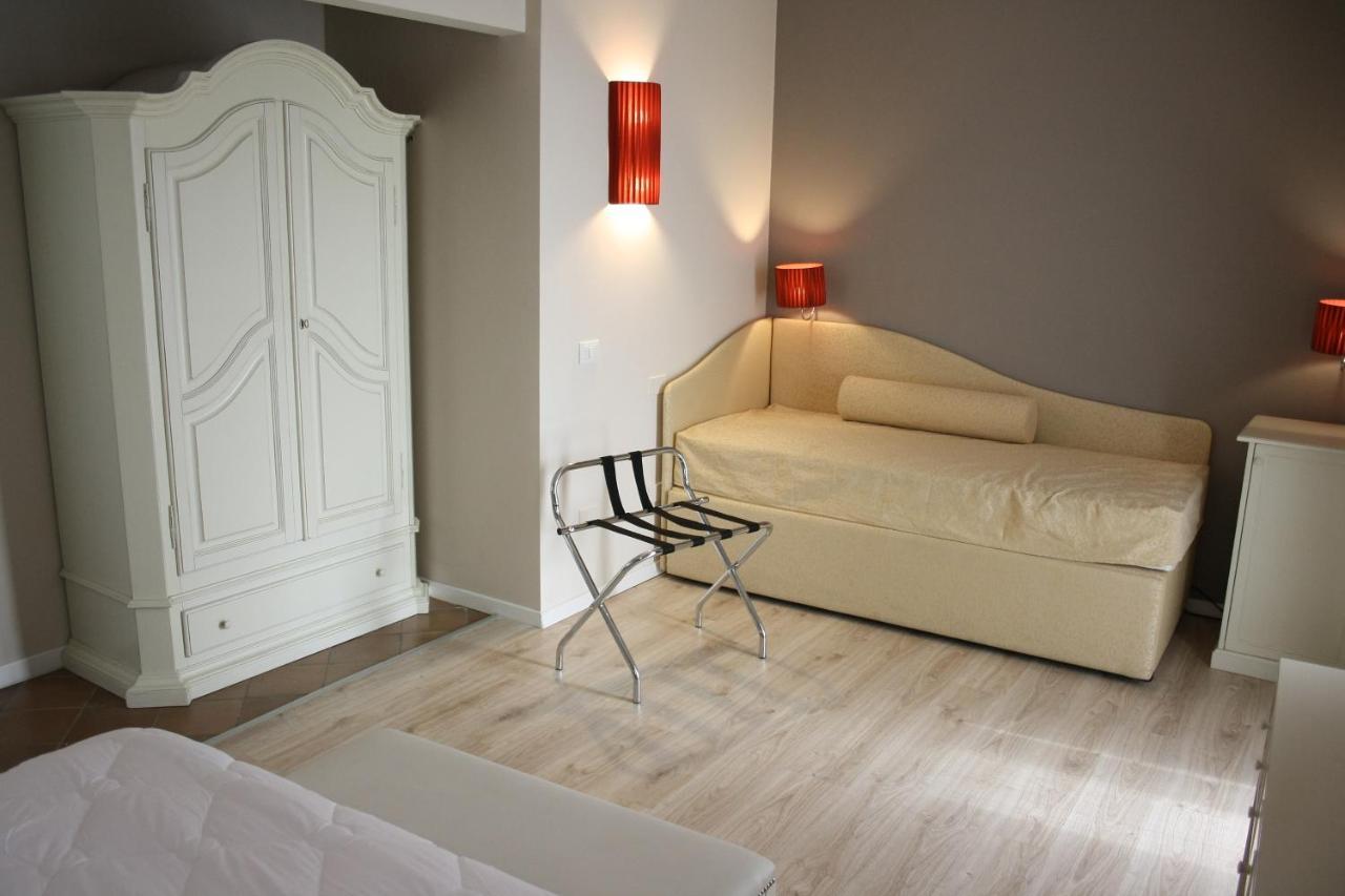 Bed and Breakfast Cascina Volta Брешия Экстерьер фото