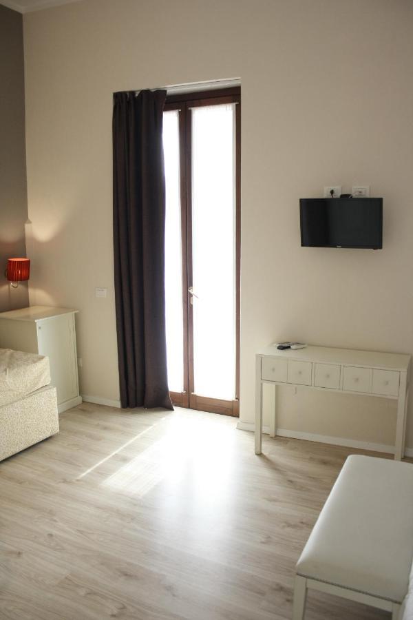 Bed and Breakfast Cascina Volta Брешия Экстерьер фото